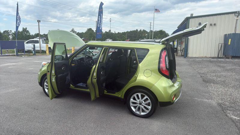 2018 Kia Soul +