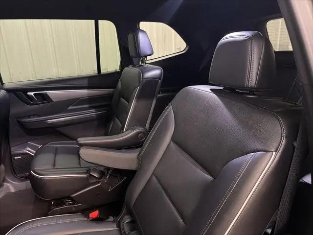 2025 Buick Enclave Preferred FWD