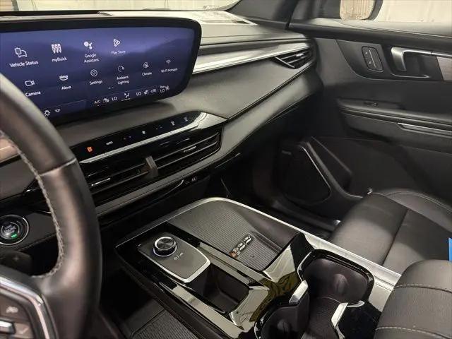 2025 Buick Enclave Preferred FWD