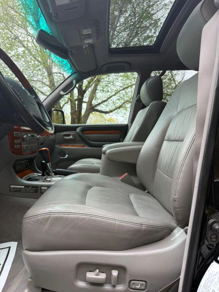 2004 Lexus LX 470 470