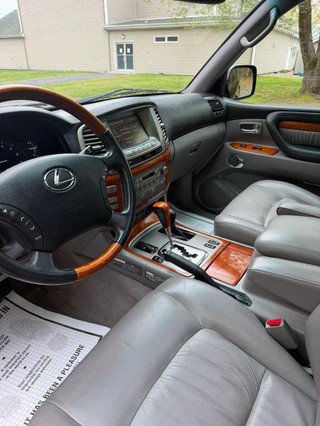 2004 Lexus LX 470 470