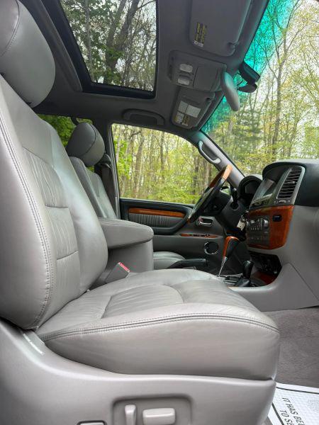 2004 Lexus LX 470 470