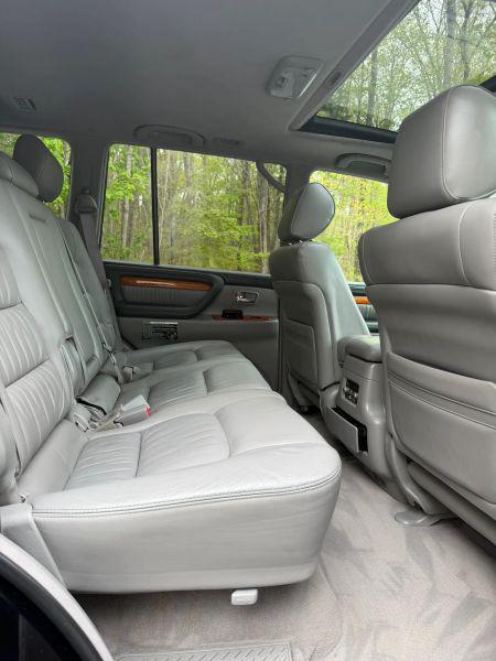 2004 Lexus LX 470 470