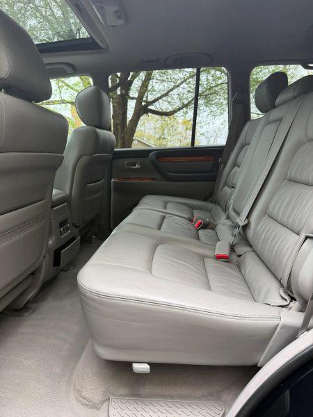 2004 Lexus LX 470 470