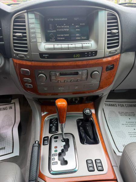 2004 Lexus LX 470 470