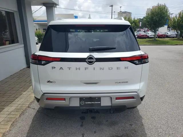 2025 Nissan Pathfinder Platinum FWD