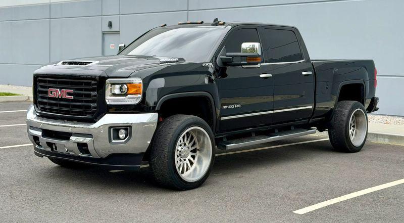 2019 GMC Sierra 2500HD SLT