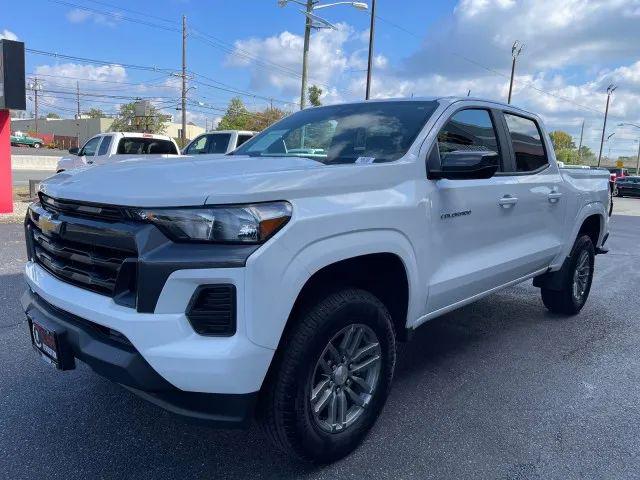 2024 Chevrolet Colorado 2WD LT