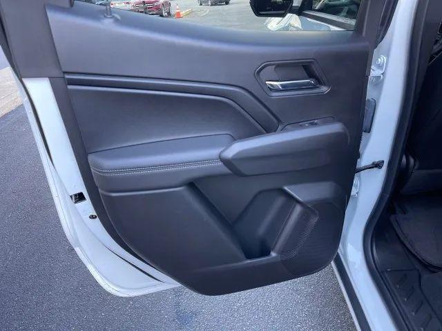 2024 Chevrolet Colorado 2WD LT