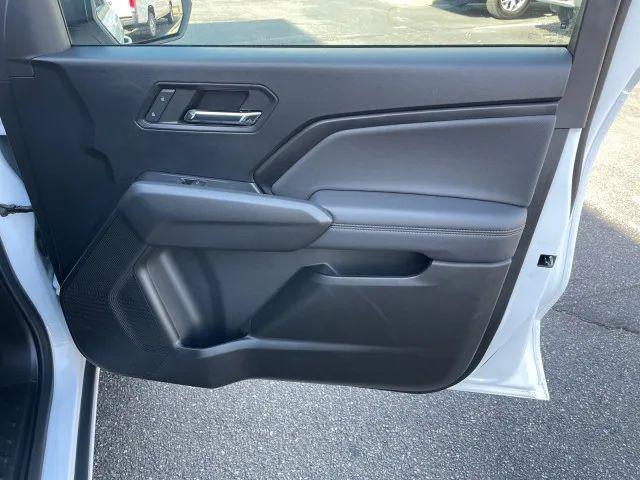 2024 Chevrolet Colorado 2WD LT