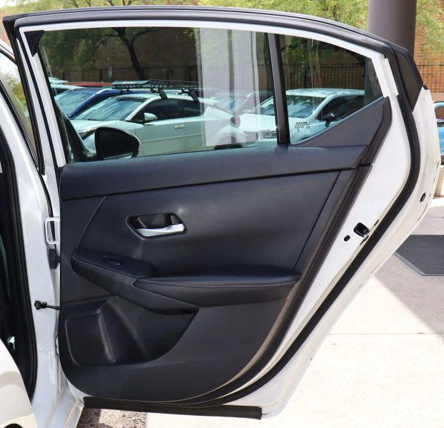 2023 Nissan Sentra SV Xtronic CVT