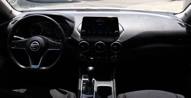 2023 Nissan Sentra SV Xtronic CVT