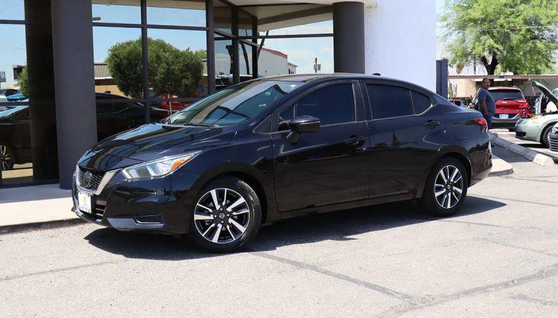 2021 Nissan Versa SV Xtronic CVT