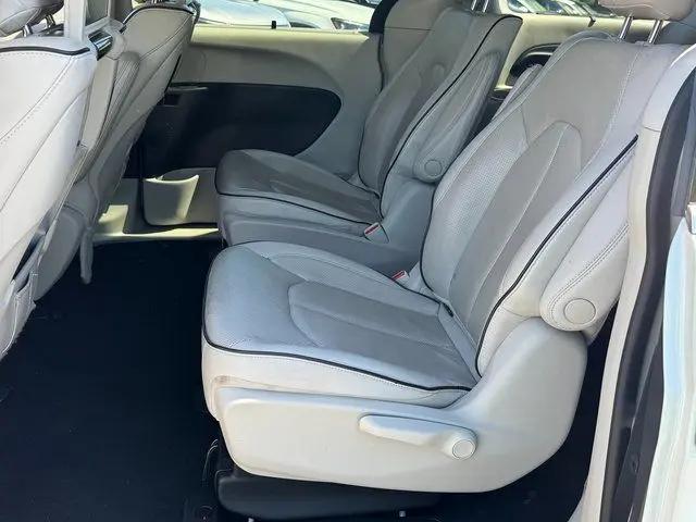 2021 Chrysler Pacifica Hybrid Limited