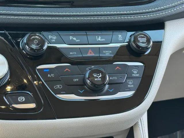 2021 Chrysler Pacifica Hybrid Limited