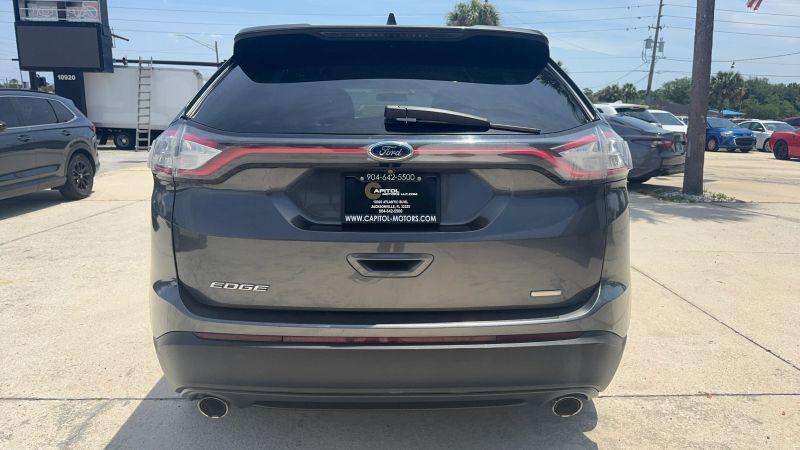 2018 Ford Edge SE