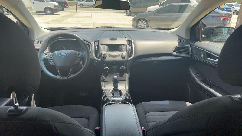 2018 Ford Edge SE