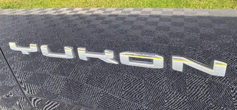 2023 GMC Yukon 4WD SLT