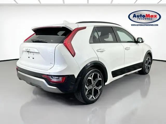 2023 Kia Niro SX Touring