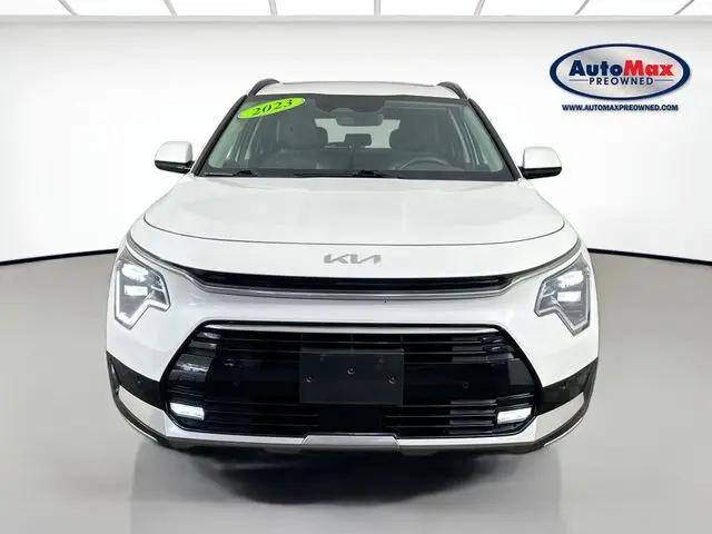 2023 Kia Niro SX Touring