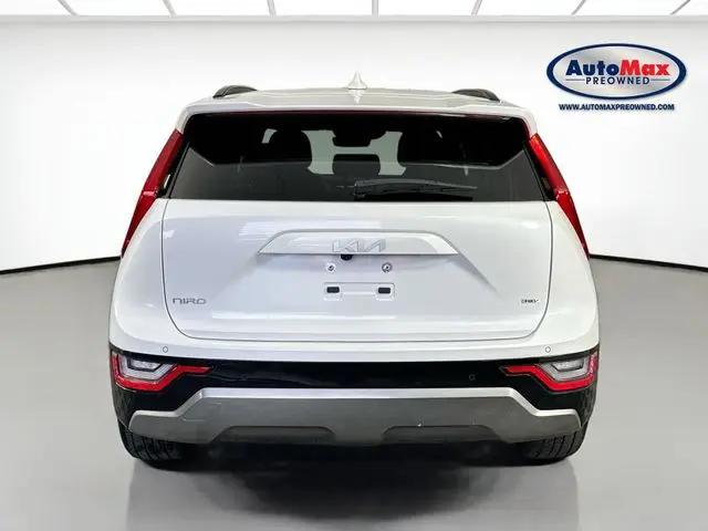 2023 Kia Niro SX Touring