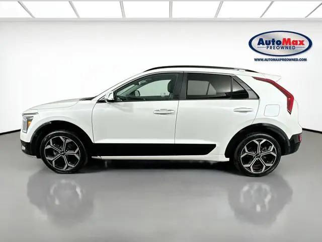 2023 Kia Niro SX Touring