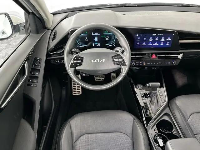 2023 Kia Niro SX Touring