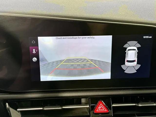 2023 Kia Niro SX Touring