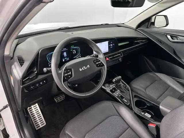 2023 Kia Niro SX Touring