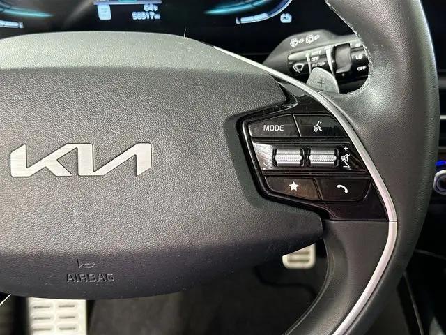 2023 Kia Niro SX Touring