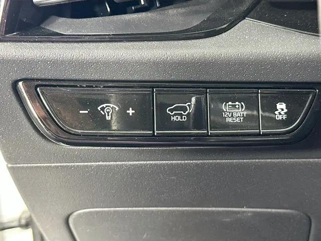 2023 Kia Niro SX Touring