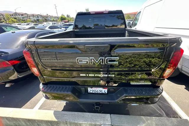 2024 GMC Sierra 1500 4WD Crew Cab Short Box Elevation with 3SB