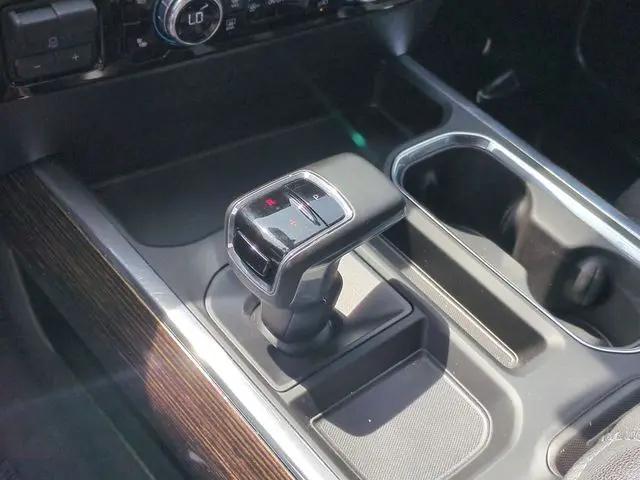 2025 GMC Sierra 1500 4WD Double Cab Standard Box Elevation with 3SB