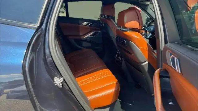 2022 BMW X6 xDrive40i