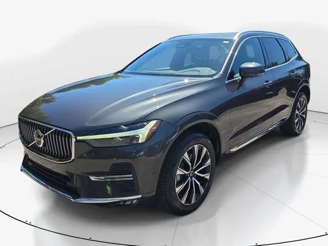 2023 Volvo XC60 B5 Plus Bright Theme
