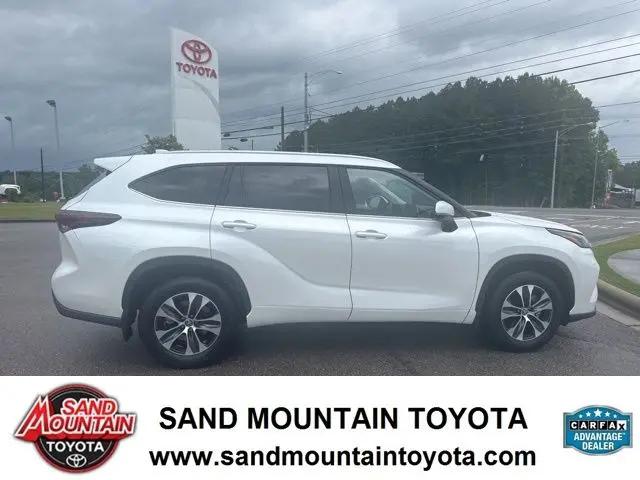 2026 Toyota Highlander XLE