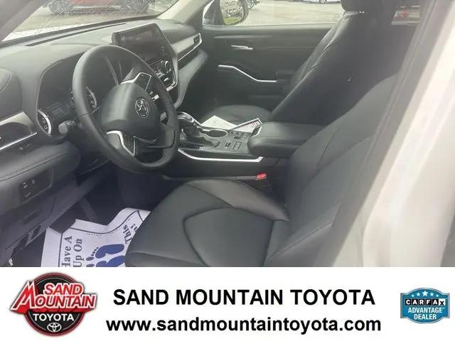 2026 Toyota Highlander XLE