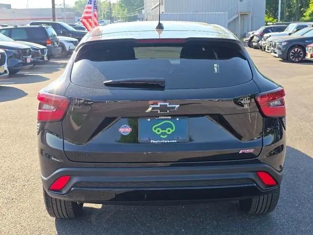 2025 Chevrolet Trax FWD 1RS