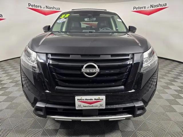 2023 Nissan Pathfinder SL 4WD
