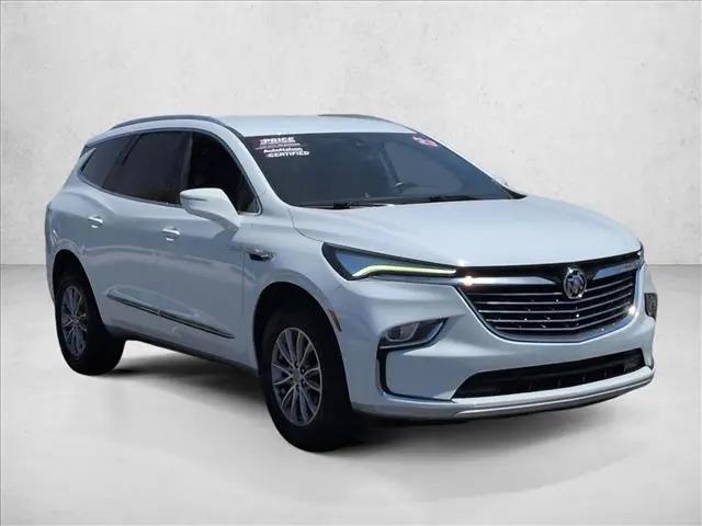 2023 Buick Enclave Essence FWD