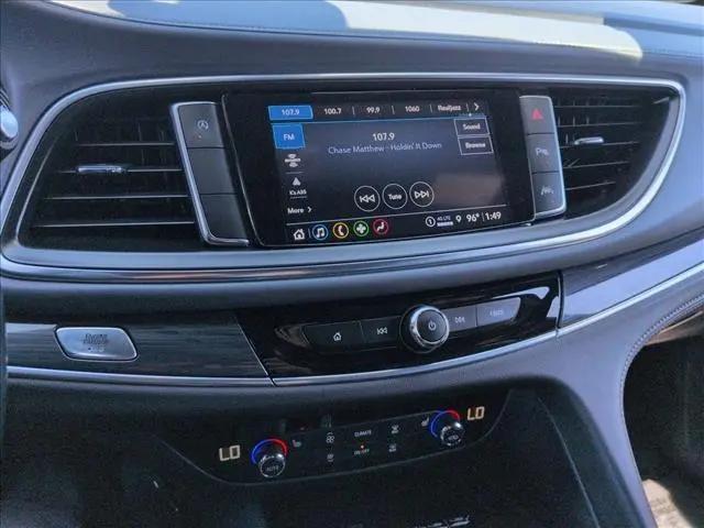 2023 Buick Enclave Essence FWD
