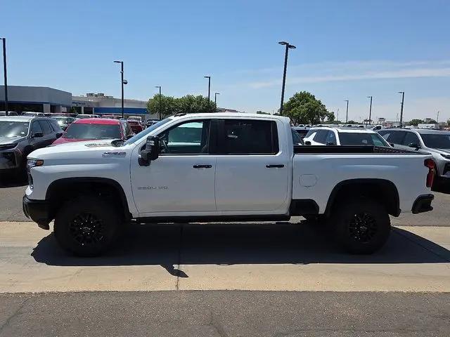 2026 Chevrolet Silverado 2500HD Crew Cab, Standard Bed, XR2, 4WD