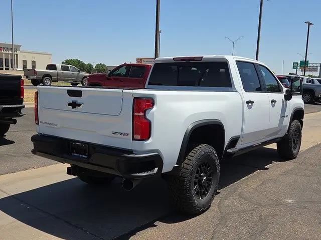 2026 Chevrolet Silverado 2500HD Crew Cab, Standard Bed, XR2, 4WD