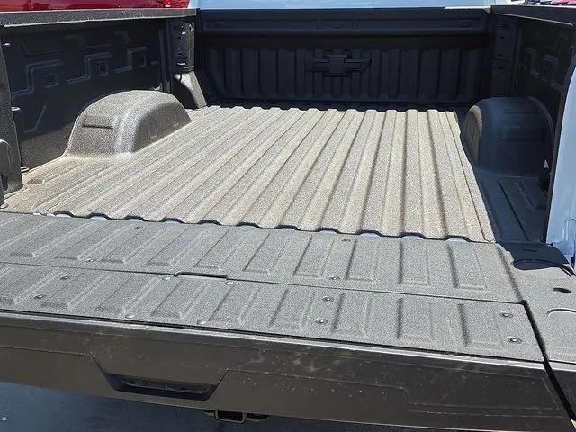 2026 Chevrolet Silverado 2500HD Crew Cab, Standard Bed, XR2, 4WD
