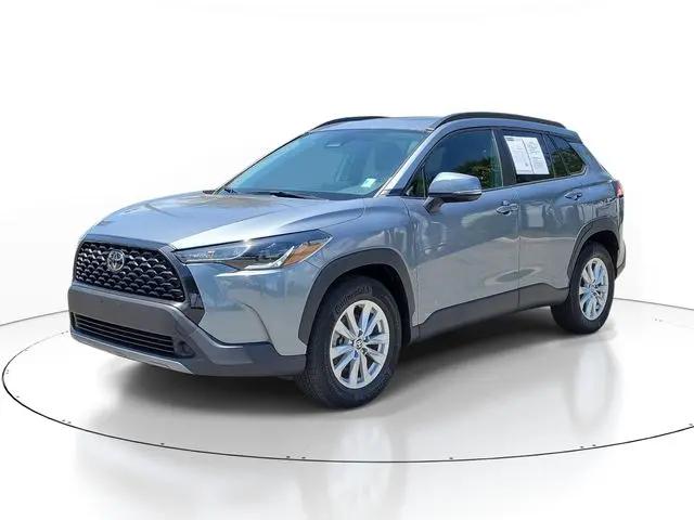 2023 Toyota Corolla Cross LE