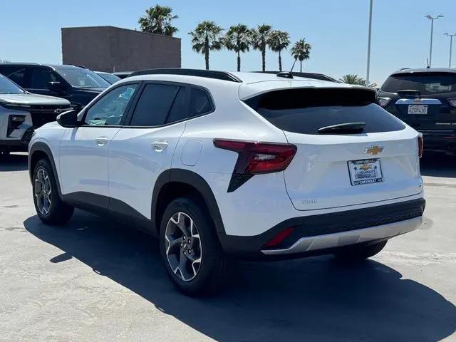 2026 Chevrolet Trax FWD LT
