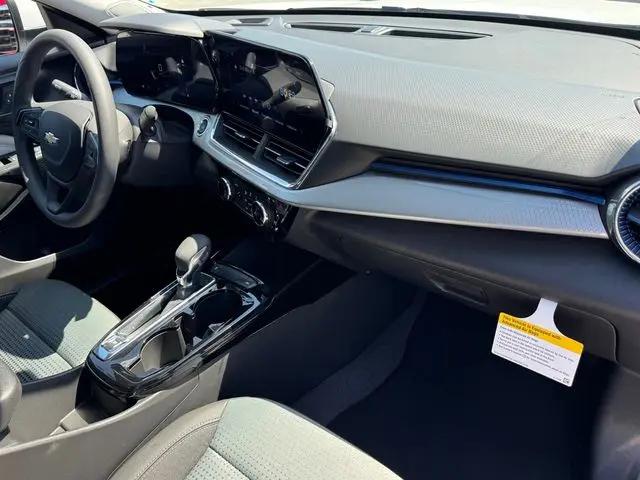 2026 Chevrolet Trax FWD LT