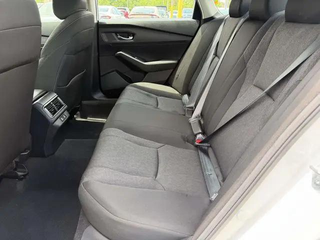 2025 Honda Accord Sedan SE