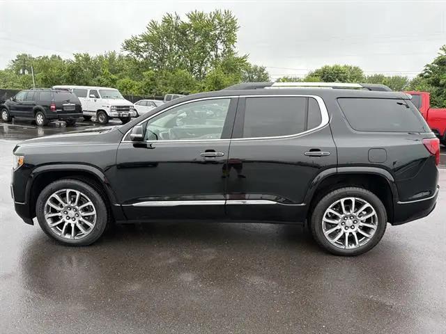 2023 GMC Acadia AWD Denali