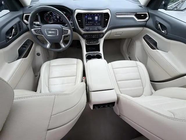2023 GMC Acadia AWD Denali